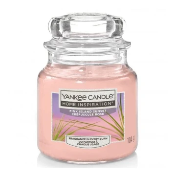 Yankee Candle - Ароматическая свеча PINK ISLAND SUNSET маленький 104 г 20-30 часов