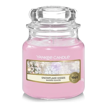 Yankee Candle - Ароматическая свеча SNOWFLAKE KISSES маленький 104 г 20-30 часов